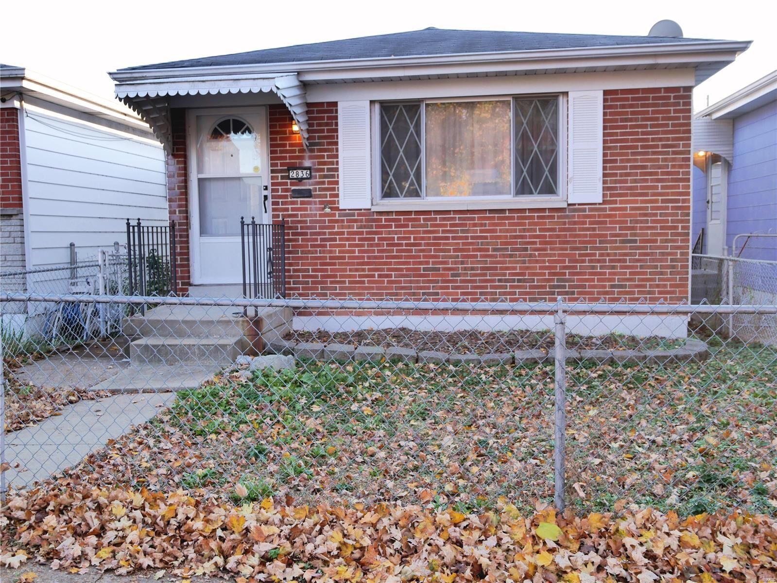 Property Photo: 2836 Keokuk Street MO 63118