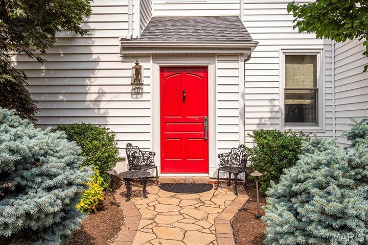 Property Photo:  10002 Litzsinger Road  MO 63124 