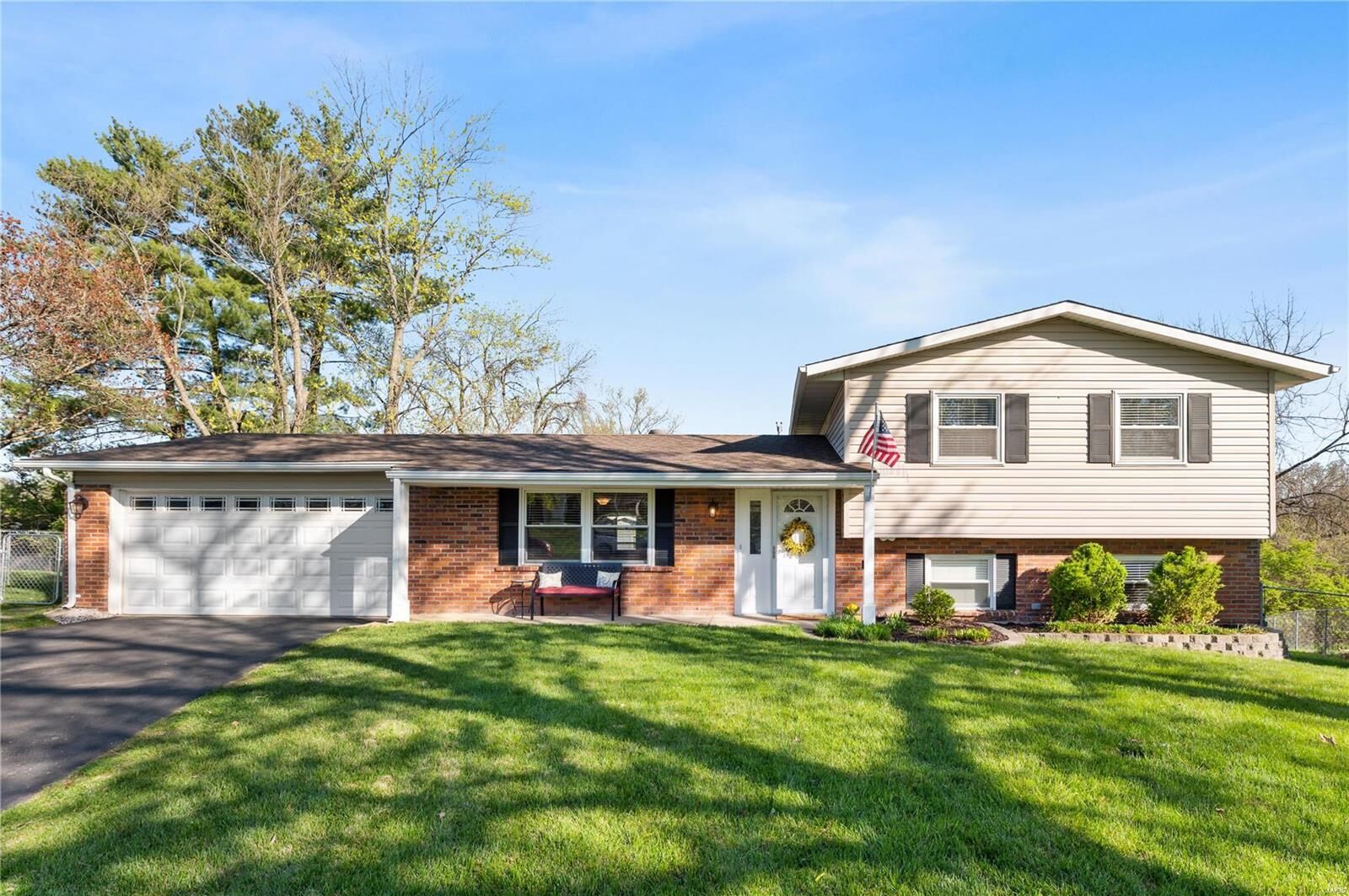 Property Photo: 11107 Bonjour Court MO 63146