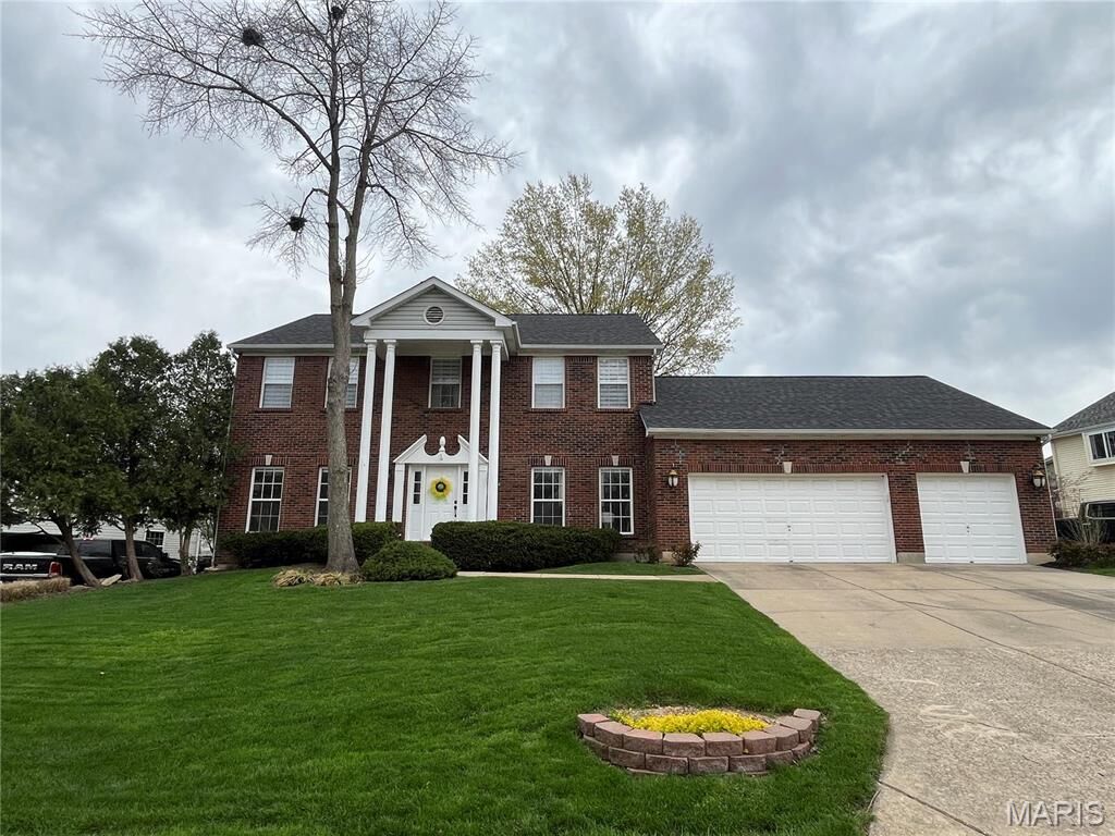 Property Photo: 4 Stone Falcon Court MO 63367