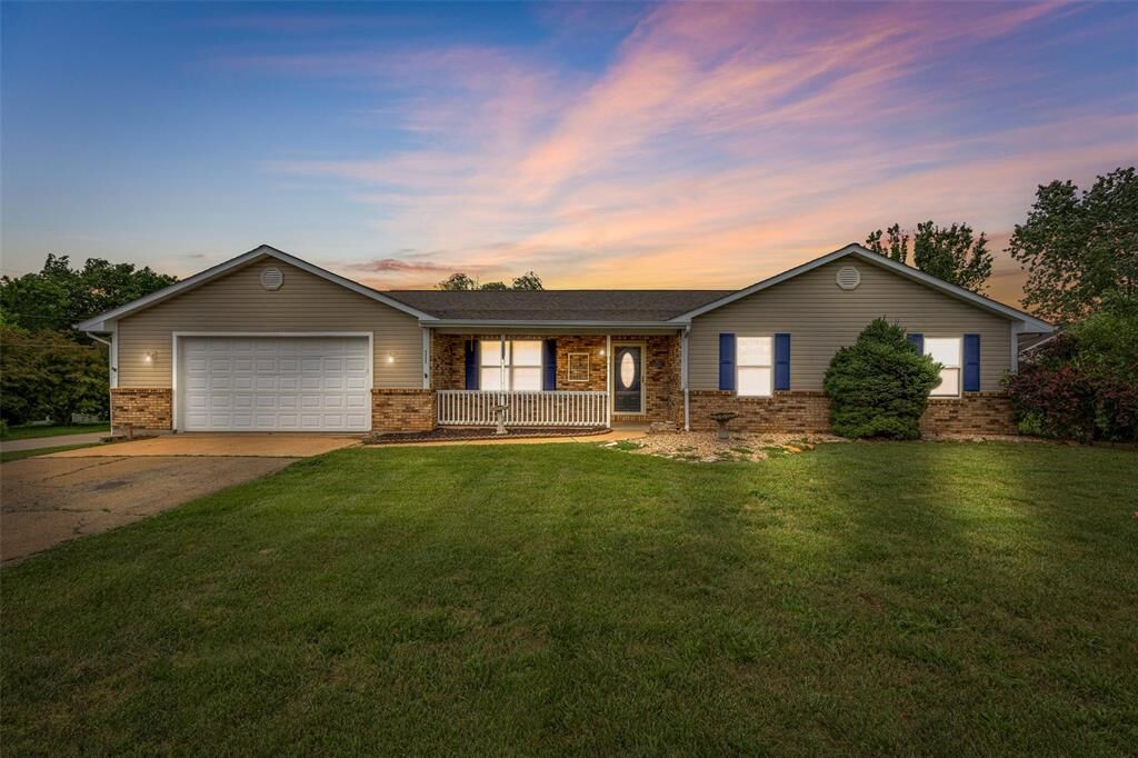 Property Photo: 1111 Bluffview Drive MO 63628