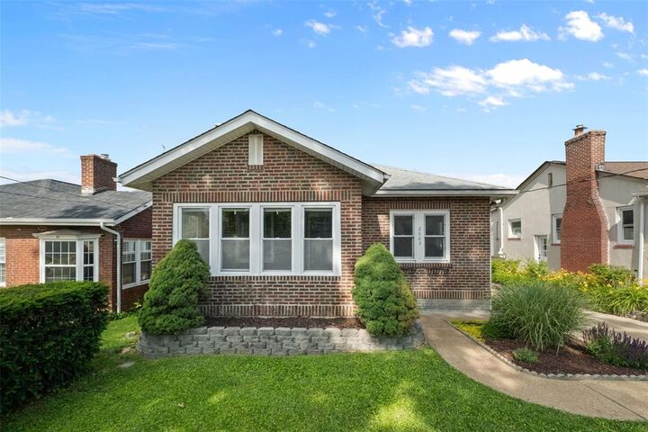 2603 Circle Drive  Maplewood MO 63143 photo