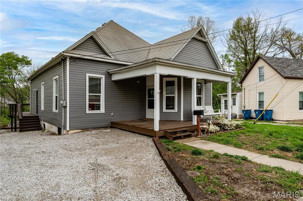 Property Photo: 321 Central Avenue IL 62234
