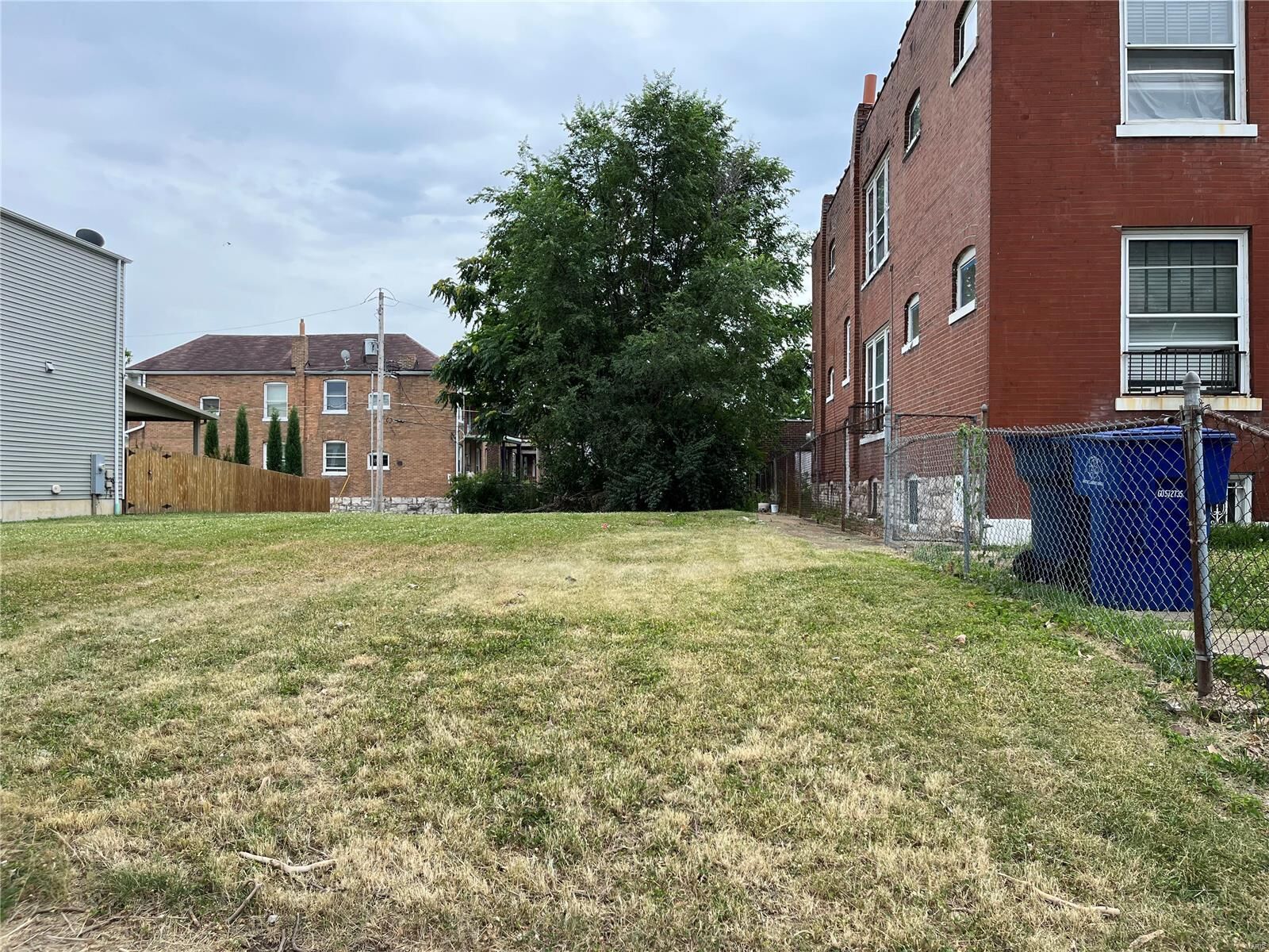 Property Photo:  5808 Westminster Place  MO 63112 