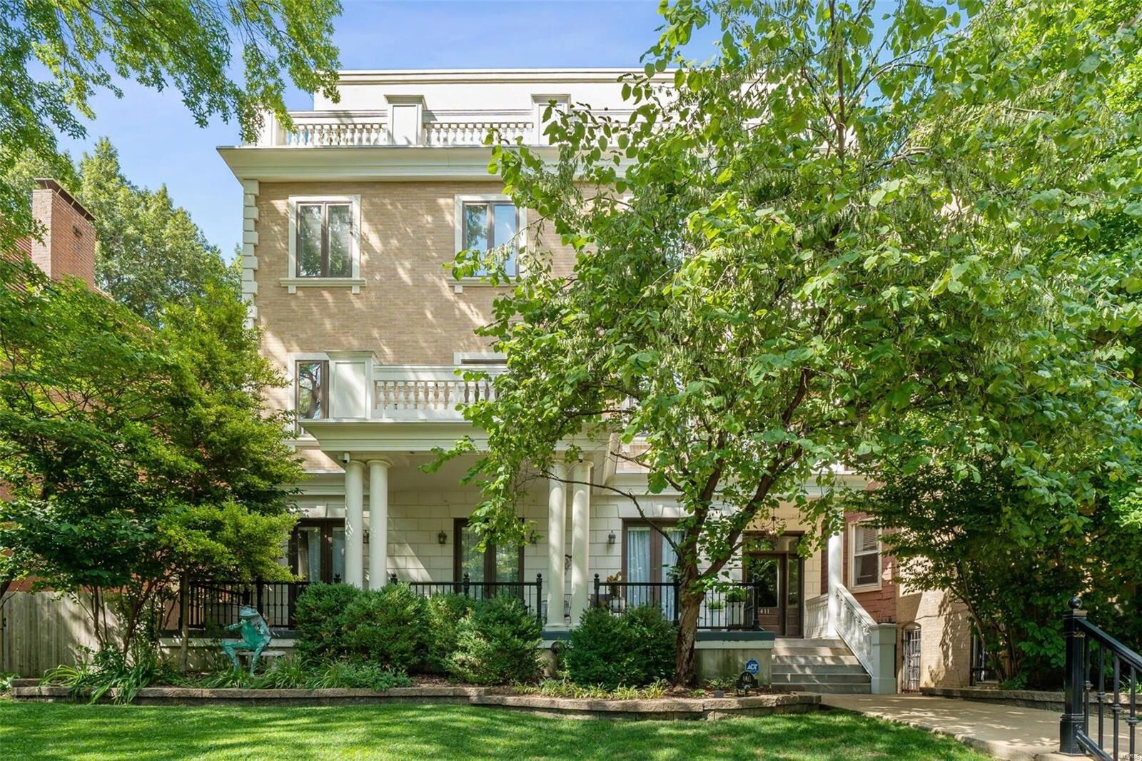 Property Photo: 4411 McPherson Avenue 2 MO 63108