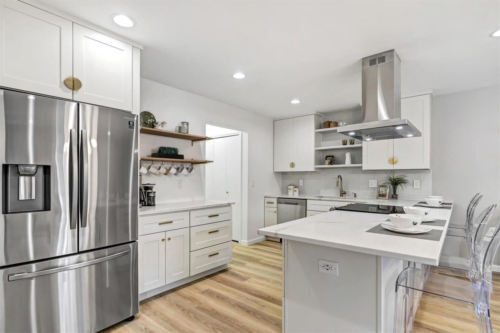 Property Photo: 578 Sarah Lane 407 MO 63141