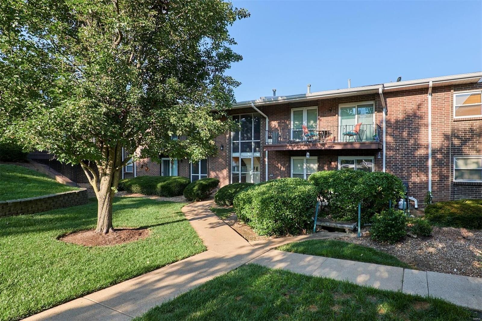 Property Photo: 10364 Forest Brook Lane MO 63146