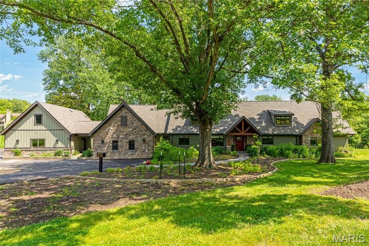 Property Photo:  5 Glaizeview Road  MO 63017 