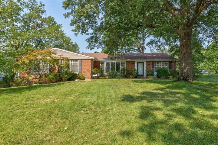 10649 Rebecca Drive  Unincorporated MO 63128 photo