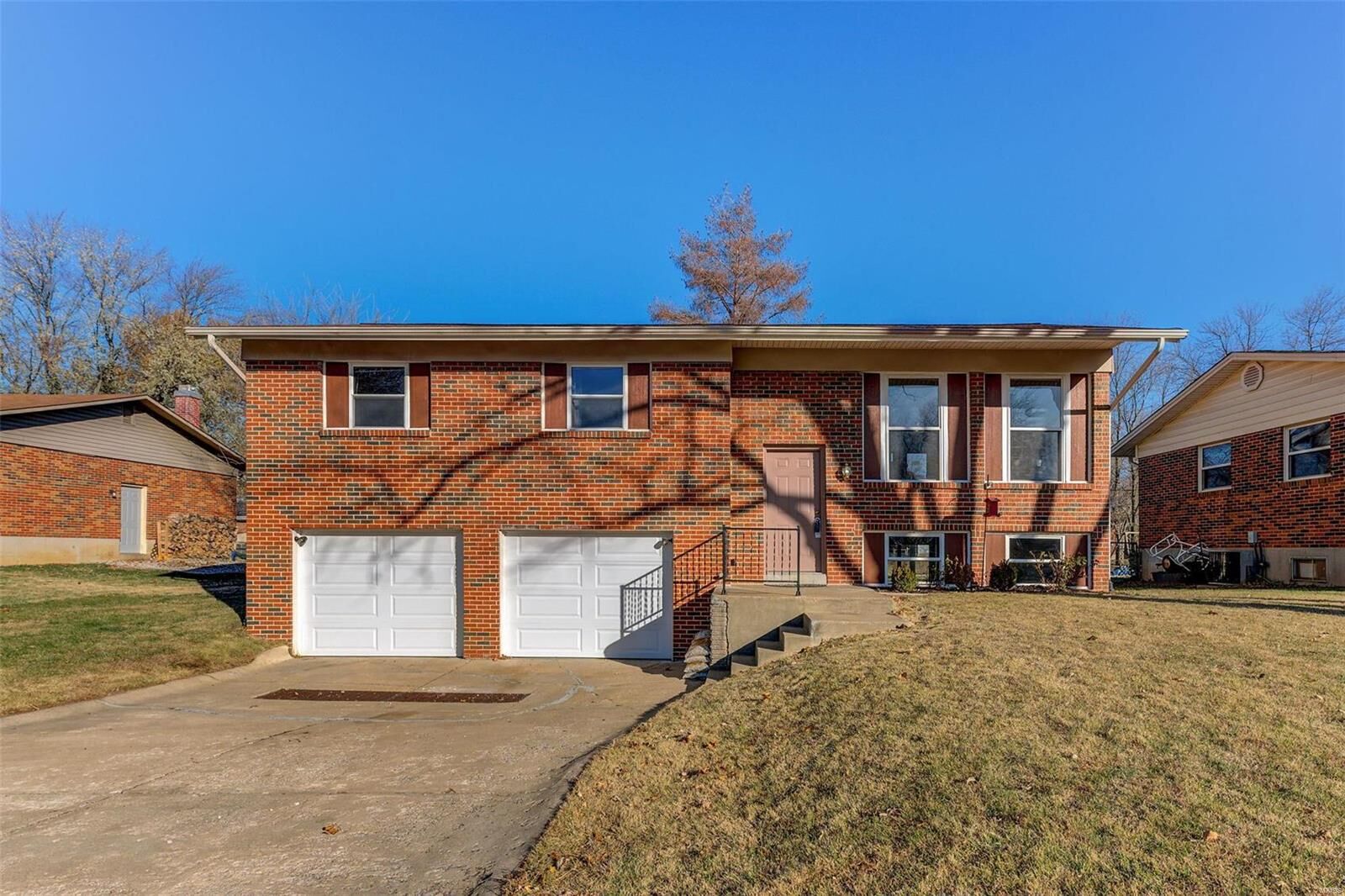 Property Photo: 18 Willow Way MO 63304