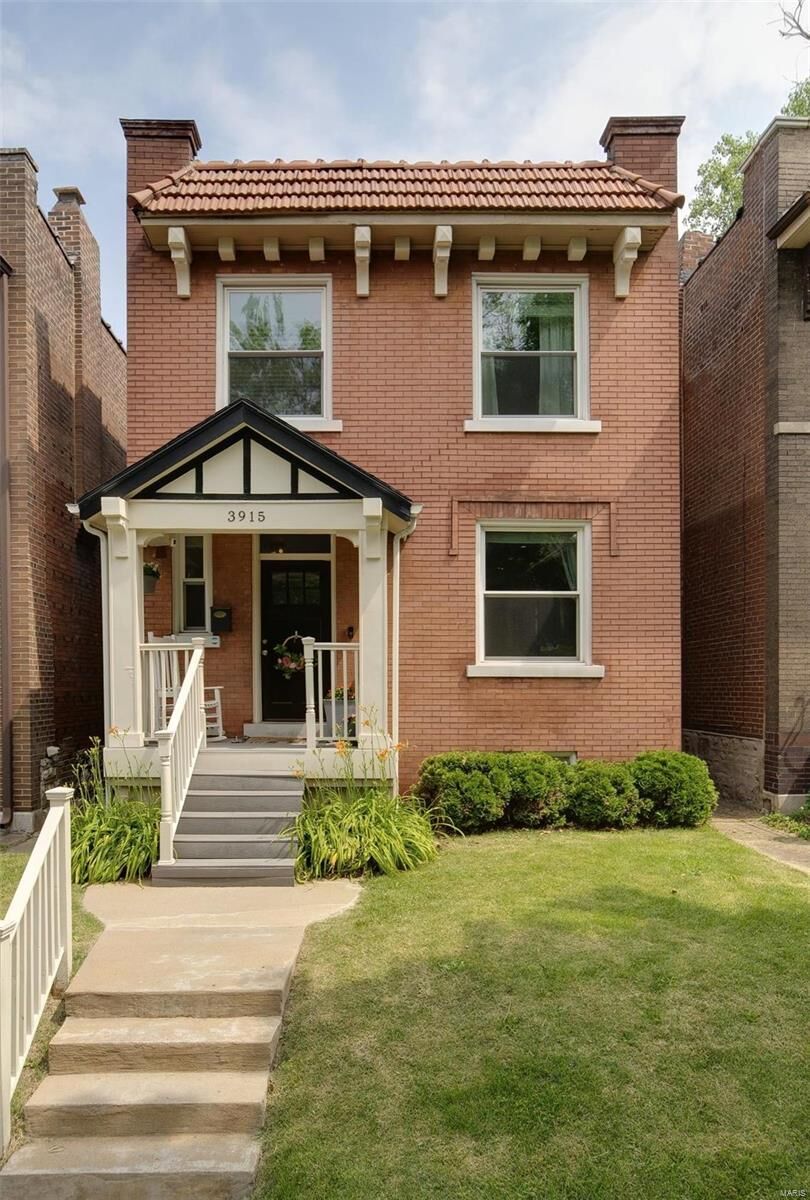 Property Photo: 3915 Juniata Street MO 63116