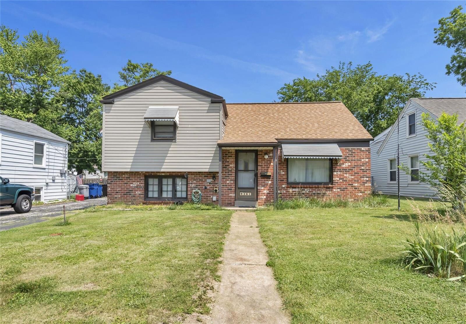 Property Photo:  9461 Harold Drive  MO 63134 