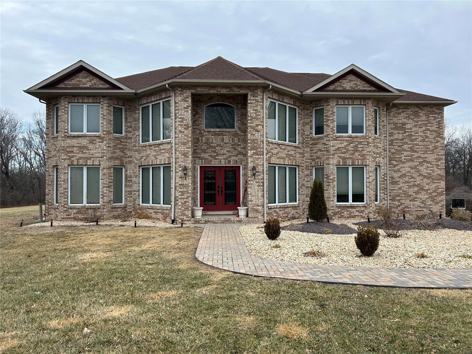 Property Photo: 3320 Nottoway Avenue IL 62035