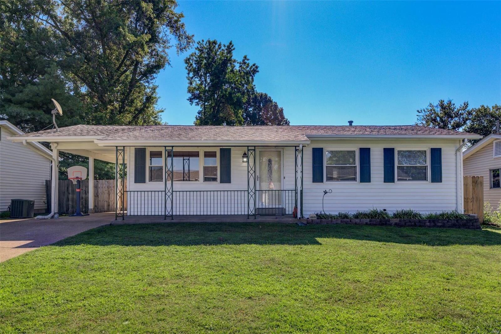 Property Photo:  2674 Glendrive Place  MO 63043 