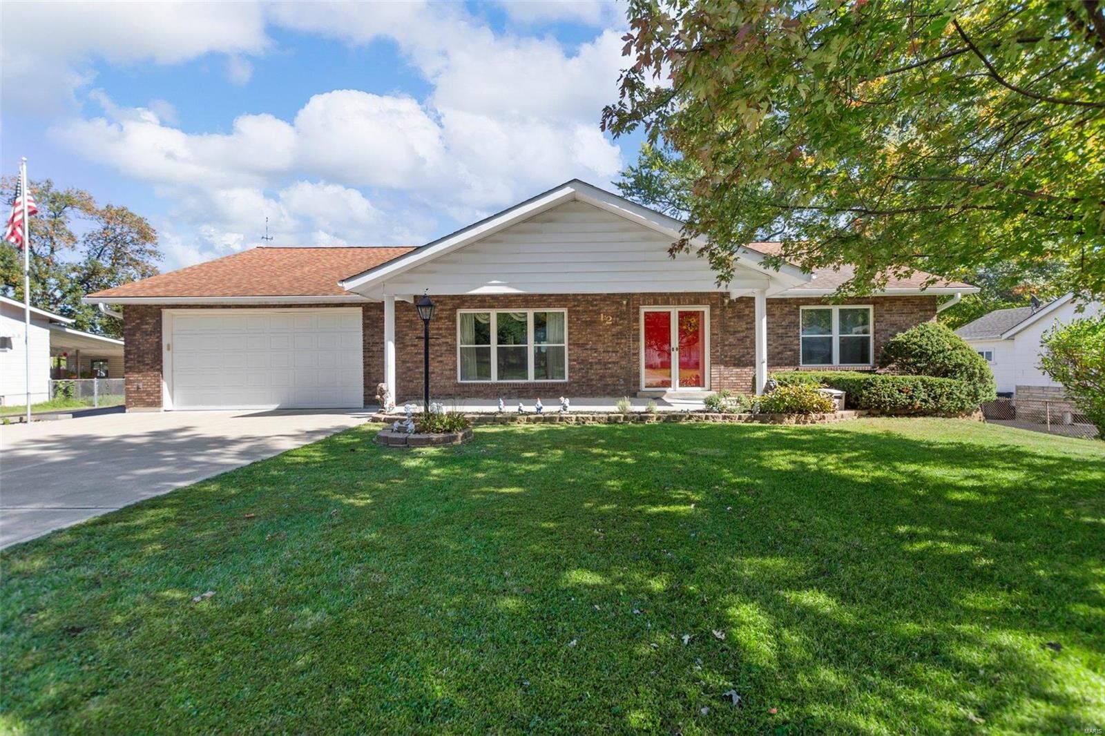 Property Photo: 12 Shumate Avenue MO 63043