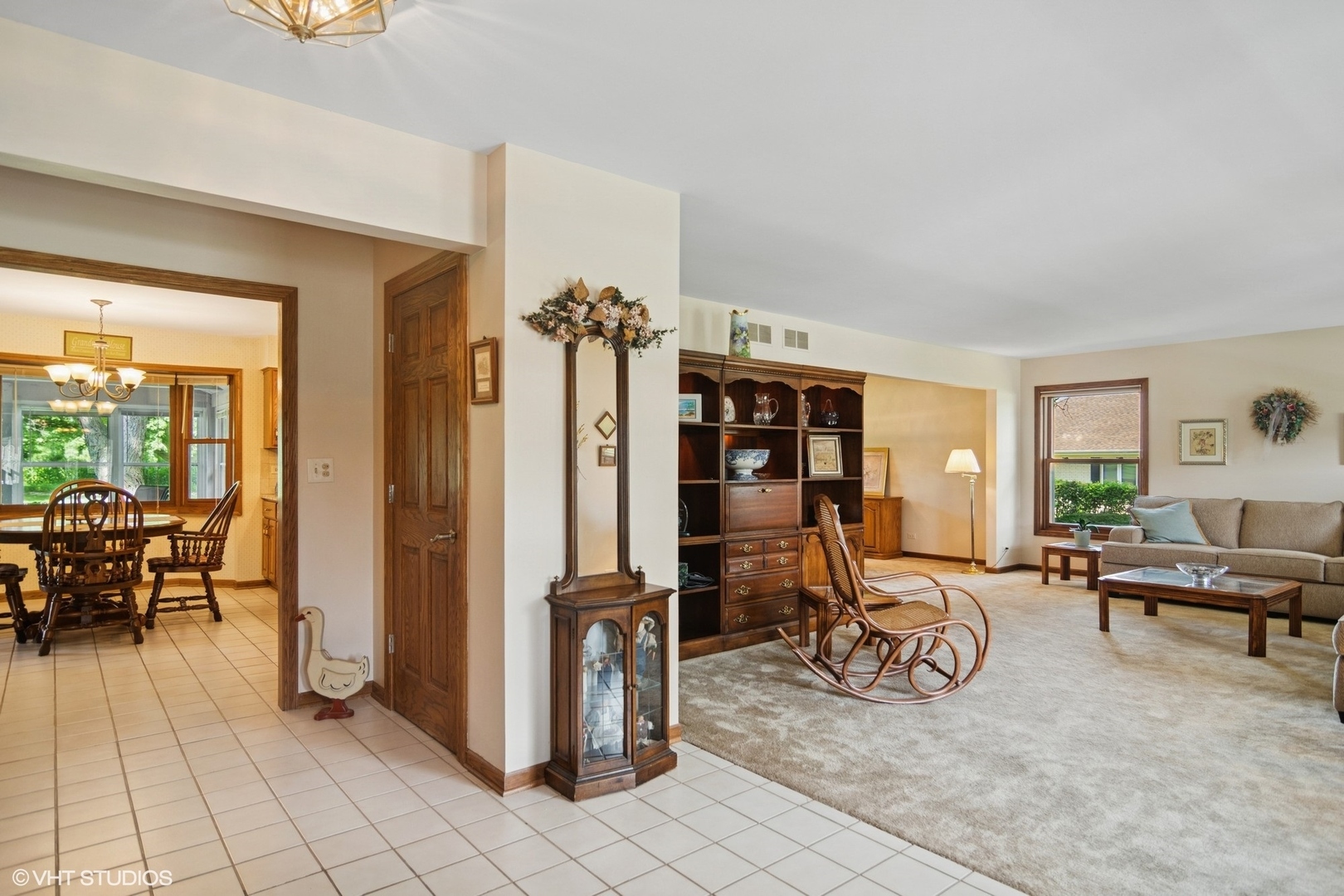 Property Photo: 37 Seneca Avenue W IL 60047