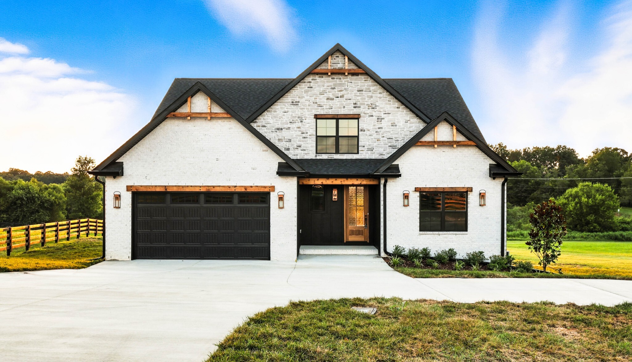 Property Photo: 230 Hall Ct TN 37010