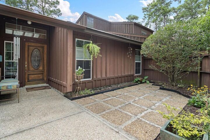 Property Photo: 640 N Beau Chene Drive 5 LA 70471