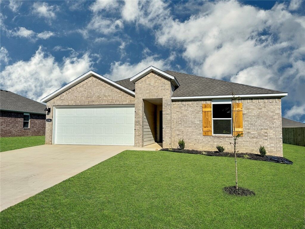 Property Photo: 105 Ratliff Street AR 72751