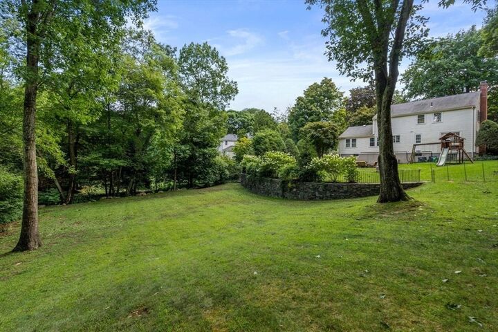 Property Photo: 11 Nantucket Road 11 MA 02481