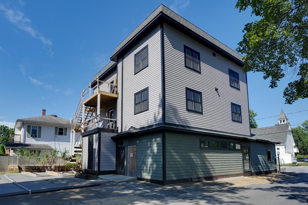 Property Photo: 369 Grant 3 MA 01702