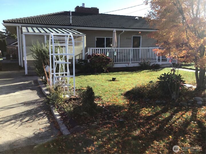 Property Photo:  3105  K Avenue  WA 98221 