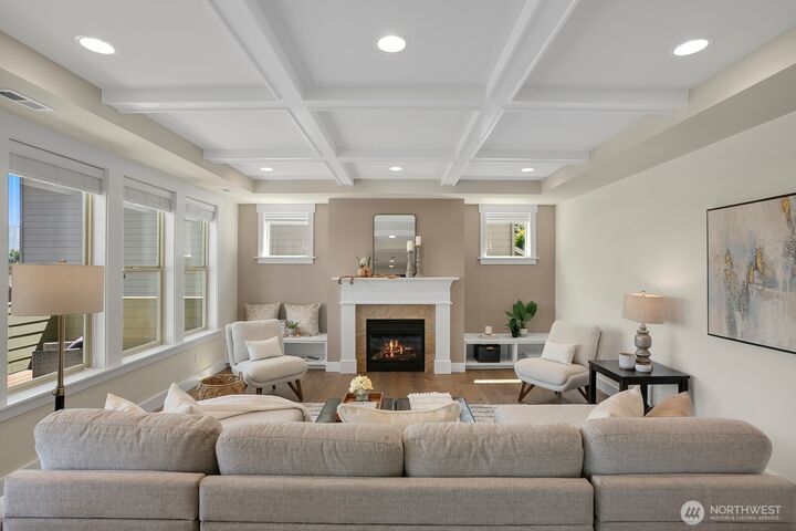 Property Photo:  2696 NW Pine Cone Place  WA 98027 