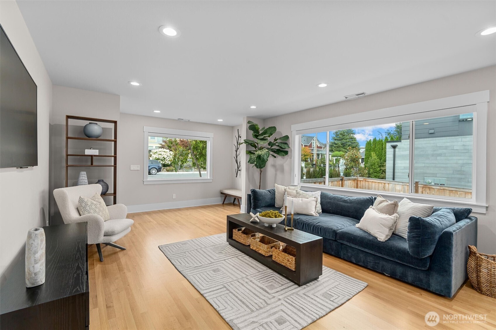Property Photo: 219 5th Avenue W WA 98033