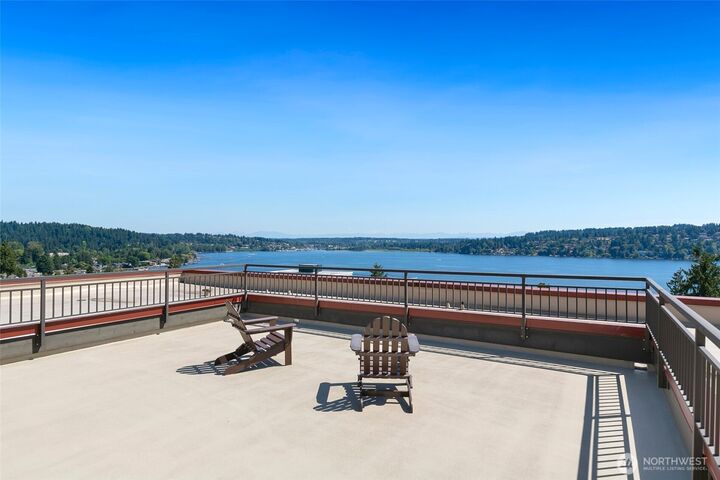 3820 NE 155th Place 902  Lake Forest Park WA 98155 photo