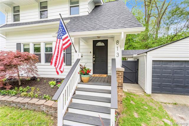Property Photo: 813 Catalpa Drive MI 48067