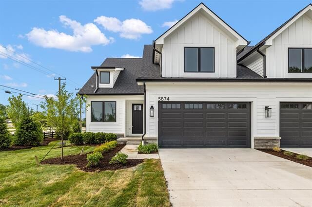 Property Photo:  5874 Heights Drive  MI 48314 