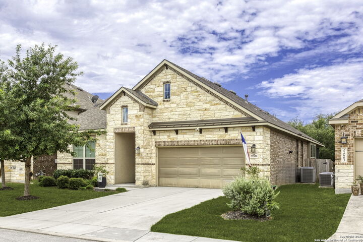 22539 Carriage Bush  San Antonio TX 78261 photo