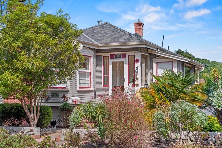 Property Photo:  311 Walnut Street  CA 93950 