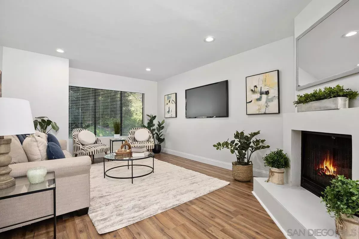 Property Photo: 810 America Way CA 92014