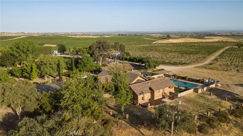 Property Photo:  2995 Pleasant Road  CA 93451 