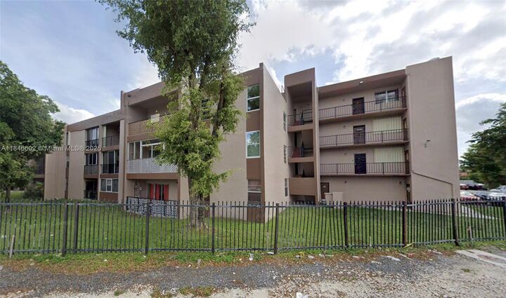 Property Photo:  1900 W 68th St G103  FL 33014 