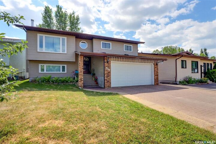 1699 Allbright Crescent  Prince Albert SK S6V 7C3 photo