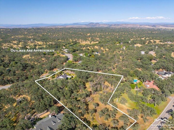 Property Photo: 21235 Meadowgate Drive CA 96080-0000