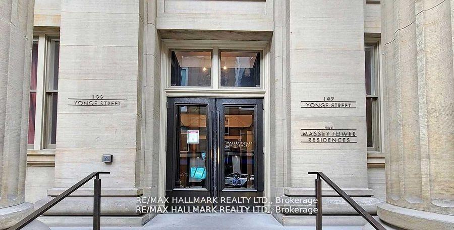 Property Photo: 197 Yonge Street 3114 ON M5B 1M4