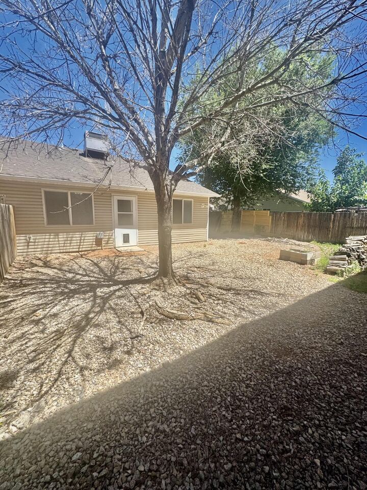 Property Photo: 265 W 100 N UT 84737