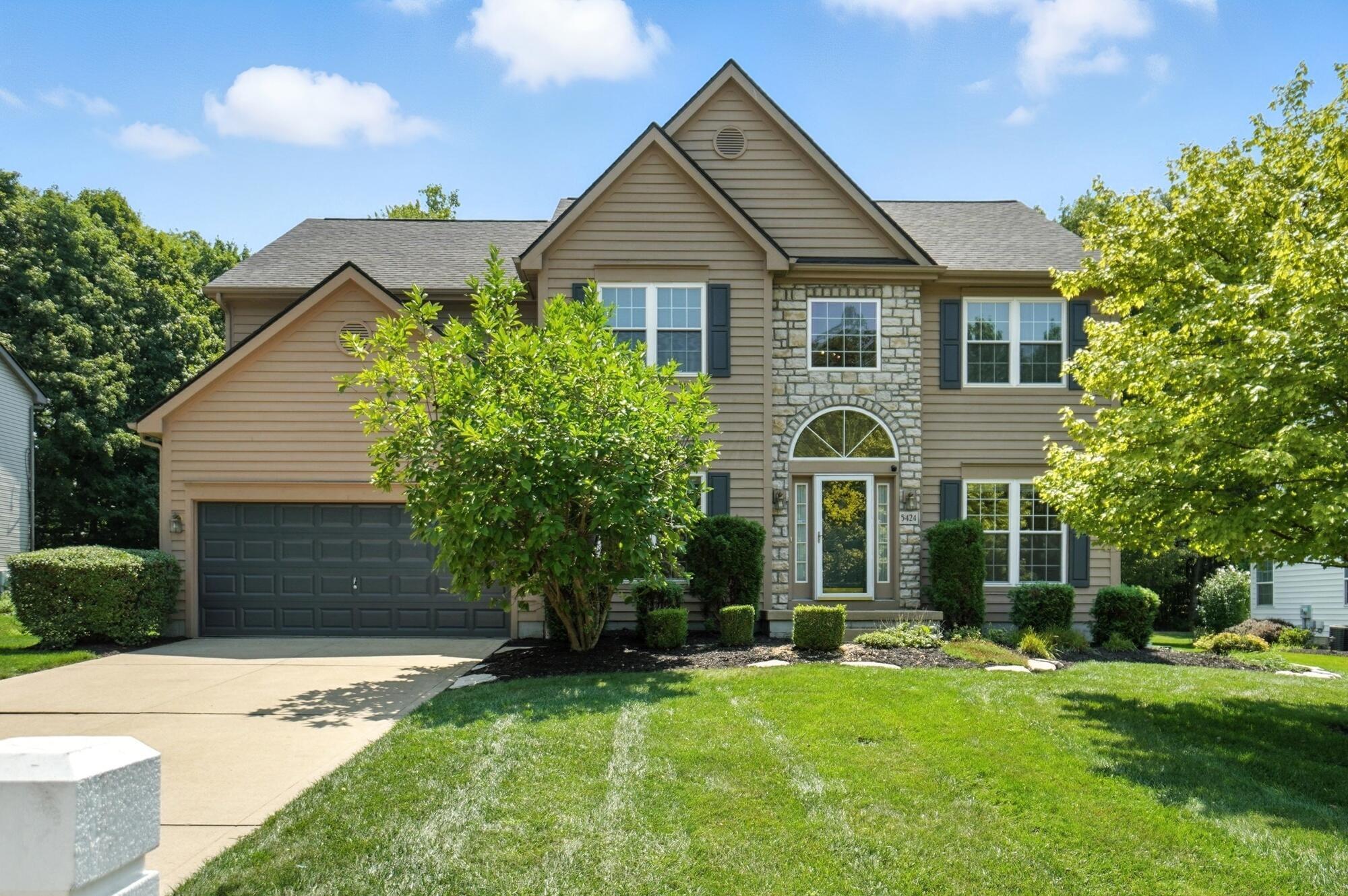 Property Photo:  5424 Ainsley Drive  OH 43082 