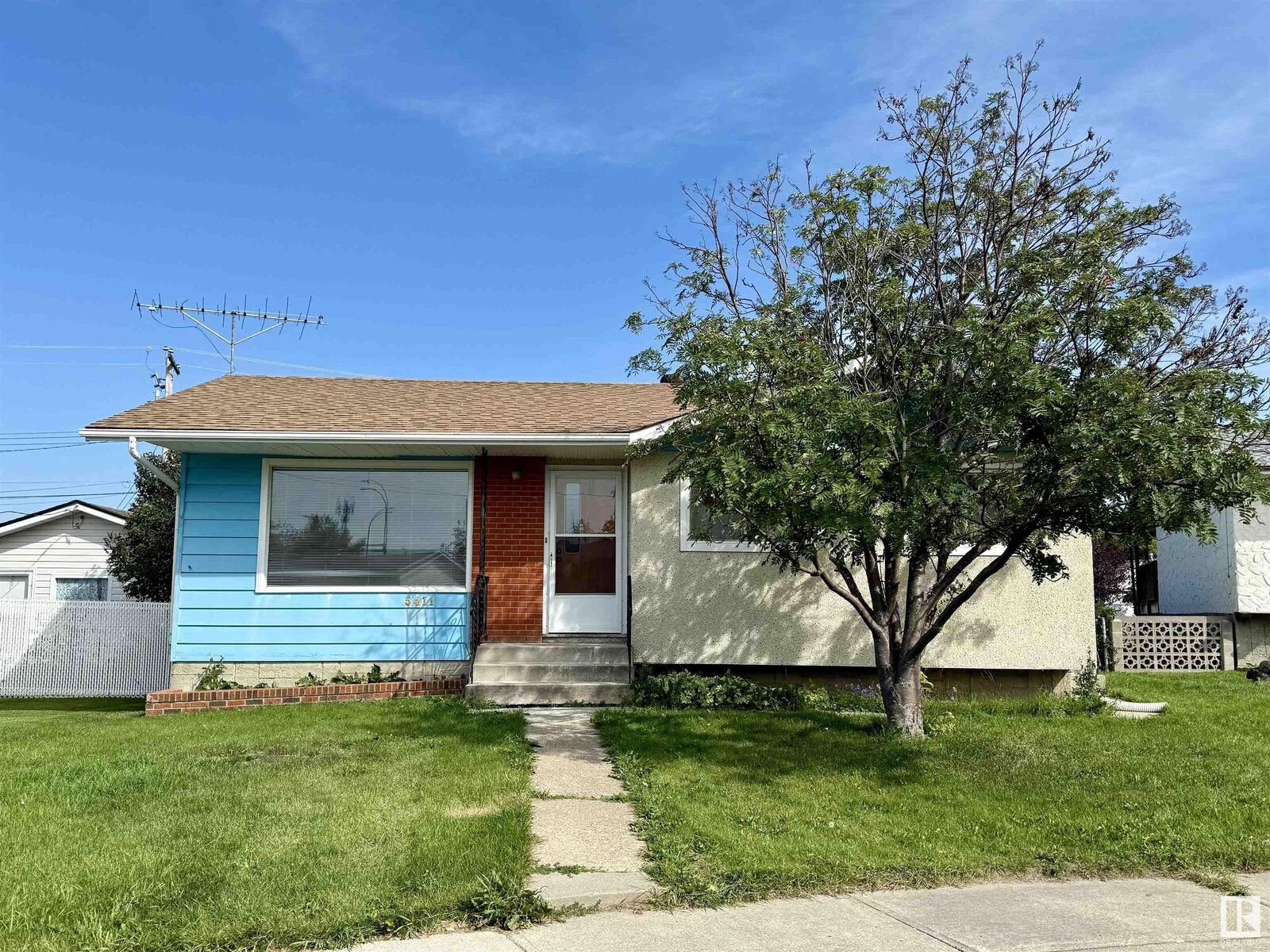 Property Photo: 5411 49B Street AB T7A 1A2