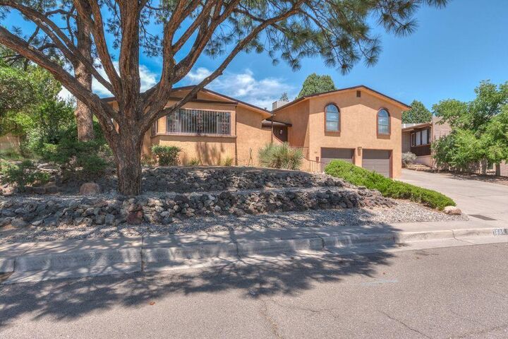 Property Photo: 1805 Notre Dame Drive NE NM 87106