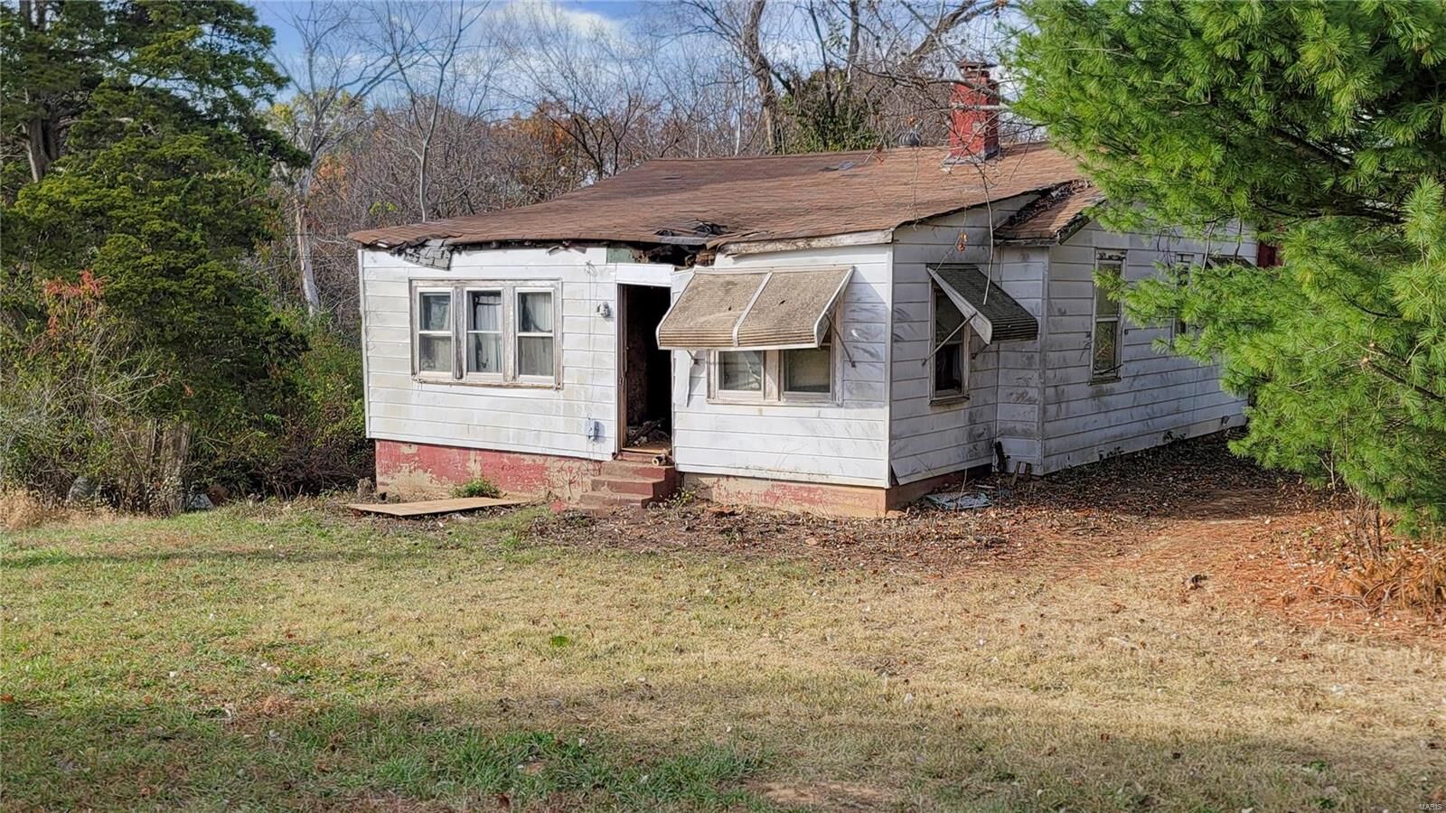Property Photo: 11 Pony Bird Lane MO 63028