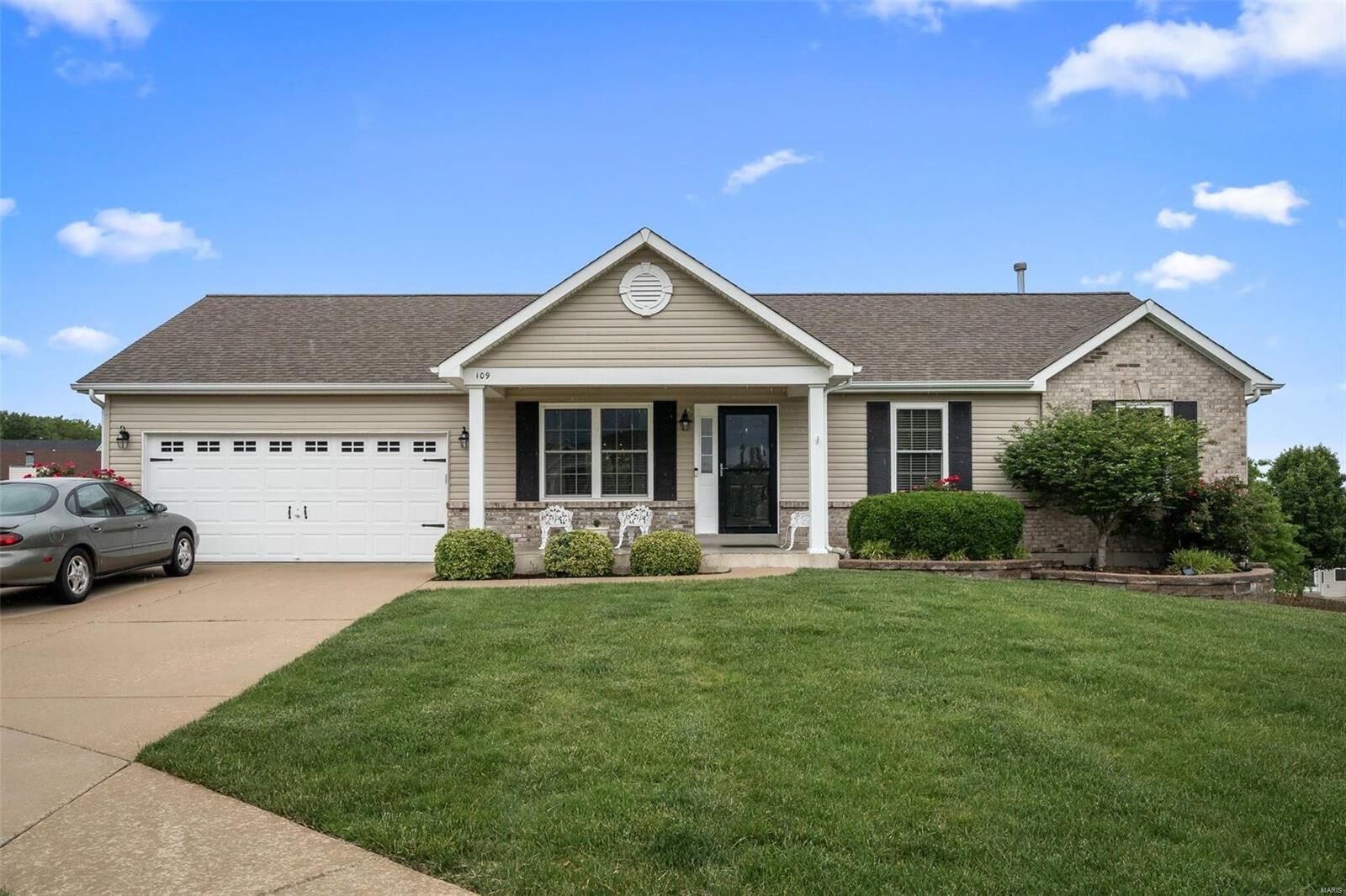 Property Photo:  109 Counsel Circle  MO 63367 