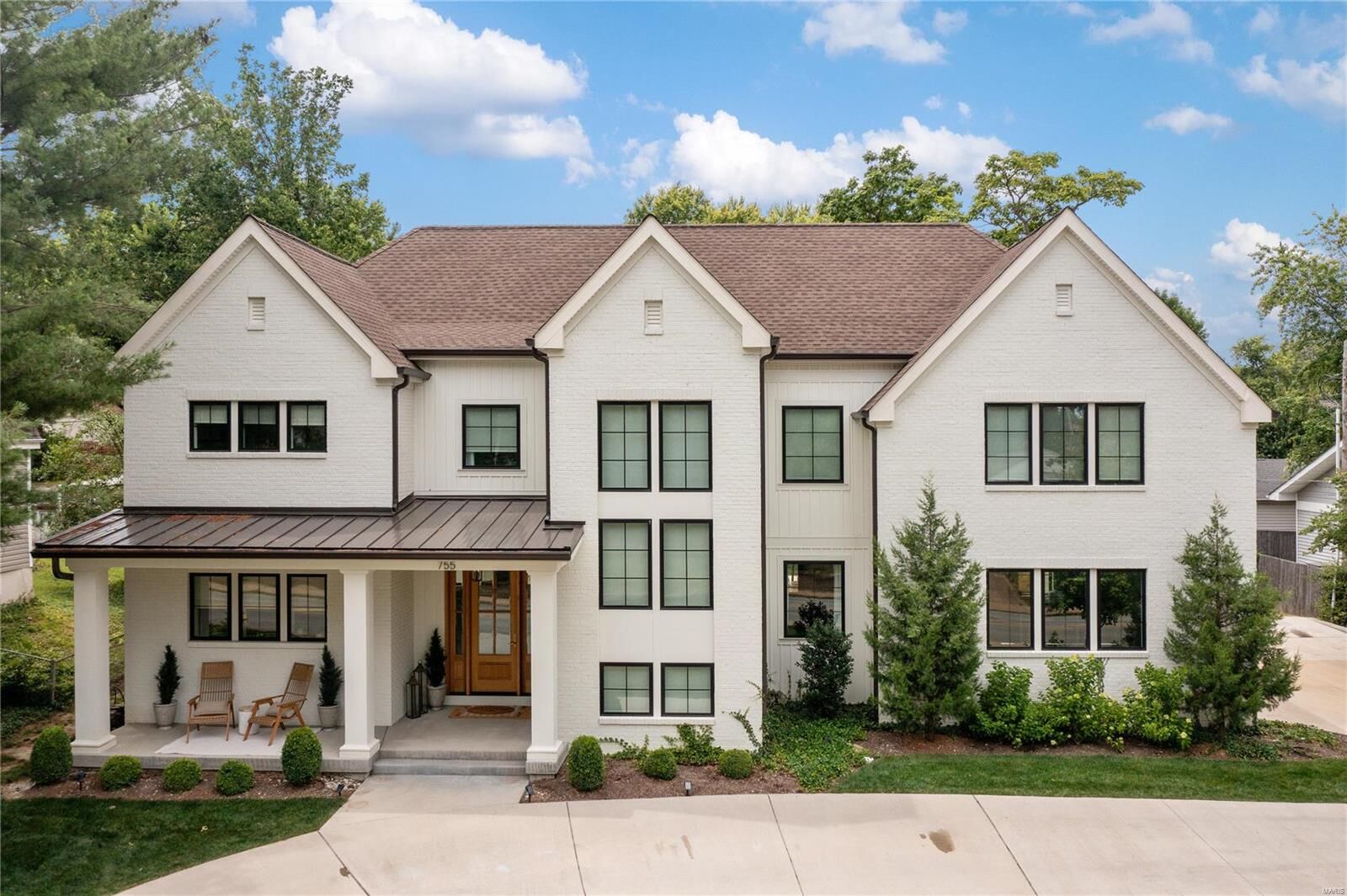 Property Photo: 755 N Woodlawn Avenue MO 63122