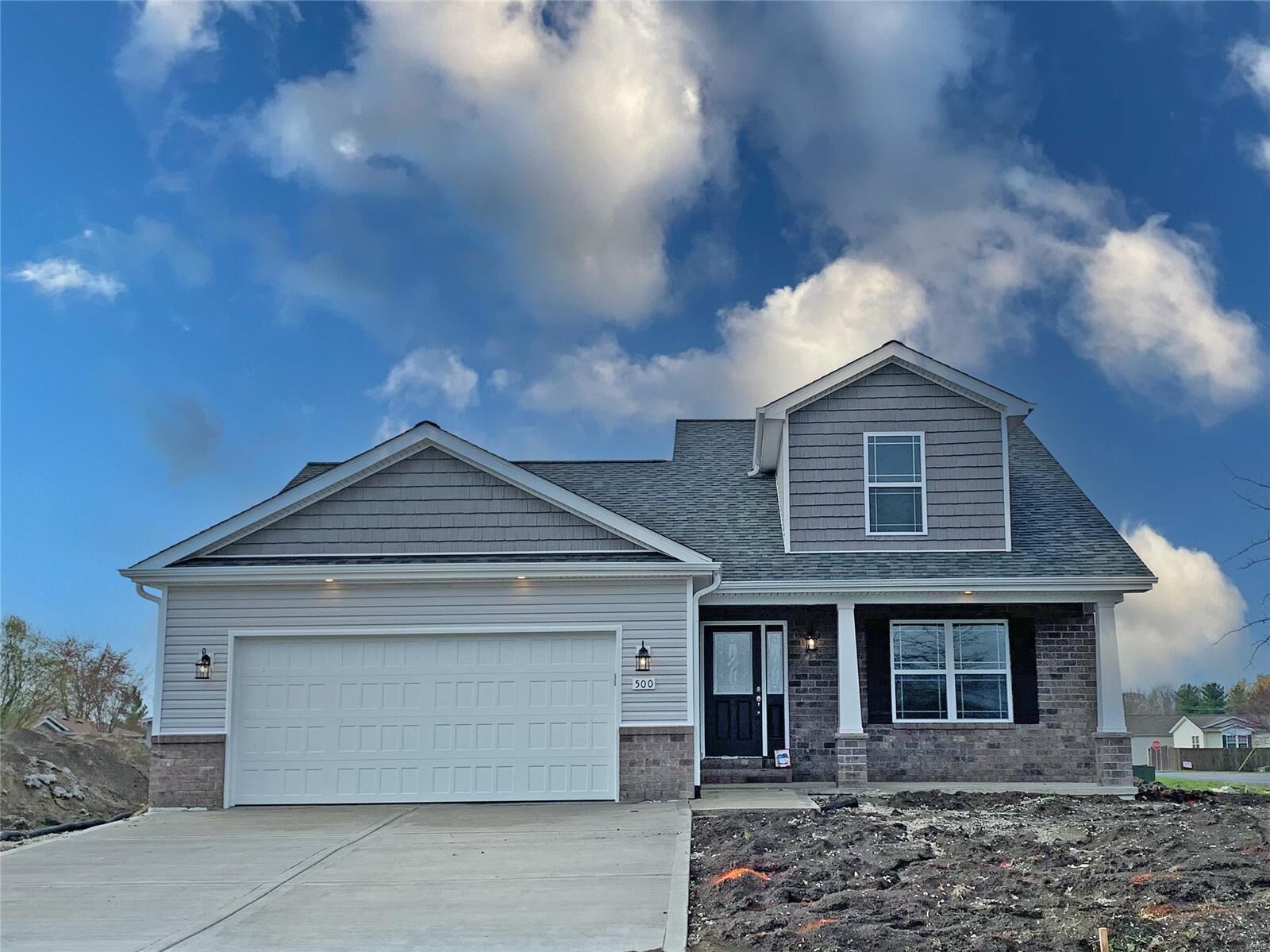 Property Photo:  500 Somerset Drive  IL 62040 