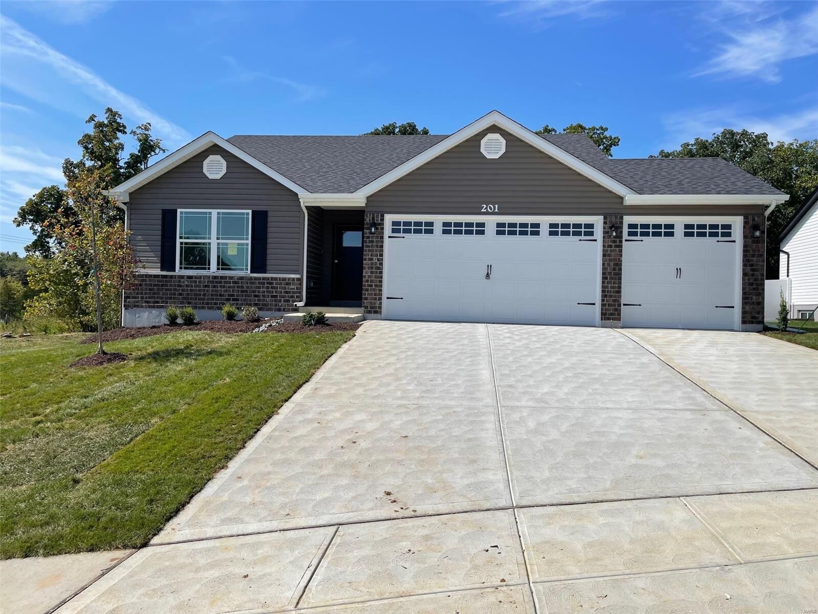 Property Photo: 201 Huntleigh Parkway MO 63385