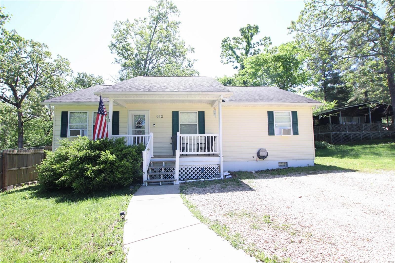 Property Photo:  640 Lakeshore Drive  MO 65453 