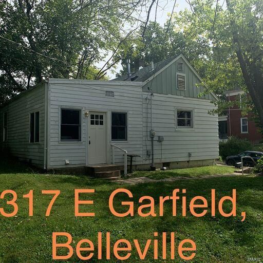 Property Photo: 317 E Garfield Street IL 62220